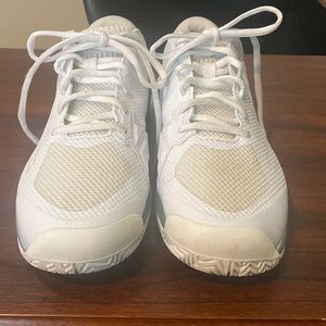 Women’s Wilson RushPro tennis shoes
